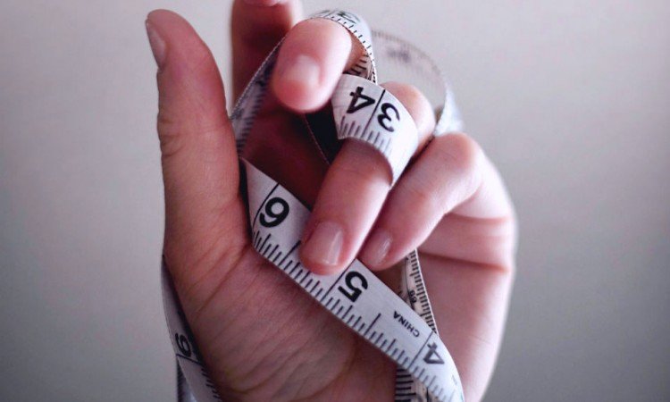 Odchudzanie - jak stracić zbędne kilogramy bez wyrzeczeń?